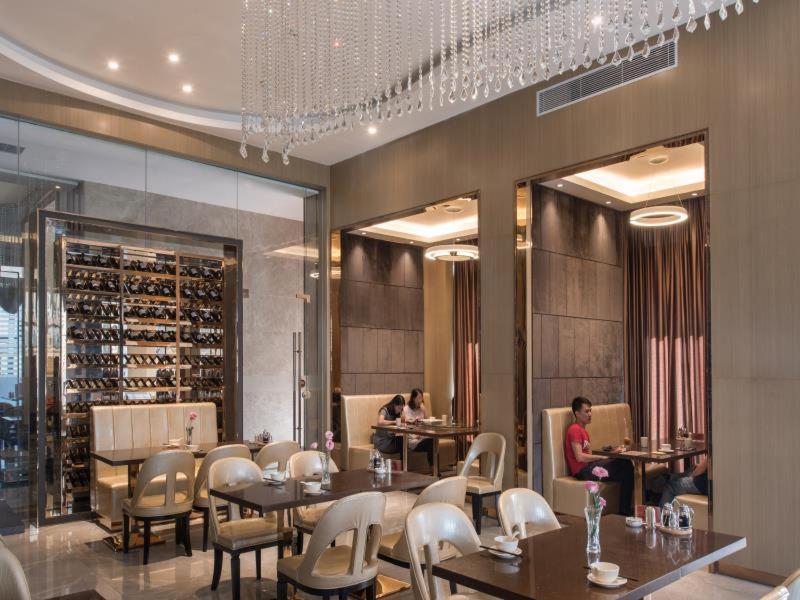 Vienna Classic Hotel Dongguan Changan Xiandai Exterior foto