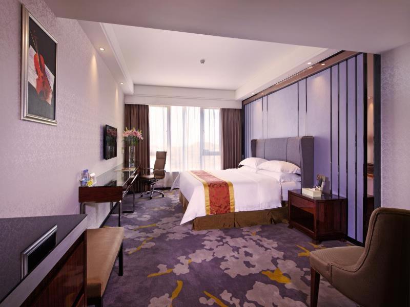 Vienna Classic Hotel Dongguan Changan Xiandai Exterior foto